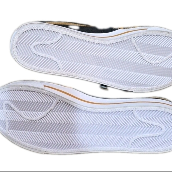 Nike Court Legacy Slip On Womens Size 9.5 SneNike Leopard Print Slip-On Sneakers - Picture 4 of 6